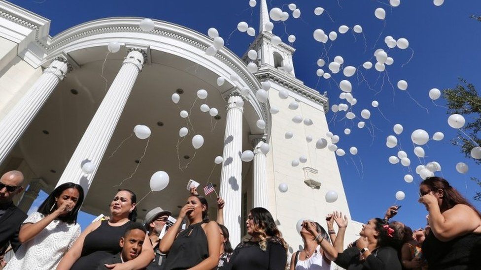 Orlando shooting Mother of 11 killed at laid to rest BBC News(01)