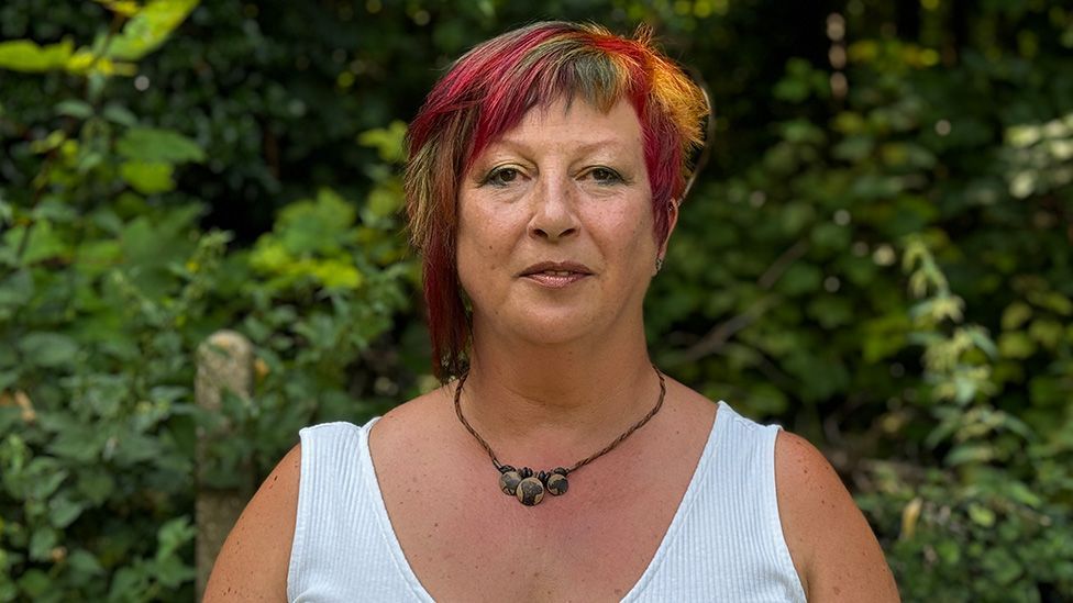 Headshot of Mandi Masters, a midwife from Buckinghamshire, who was hospitalised with Covid in the pandemic.