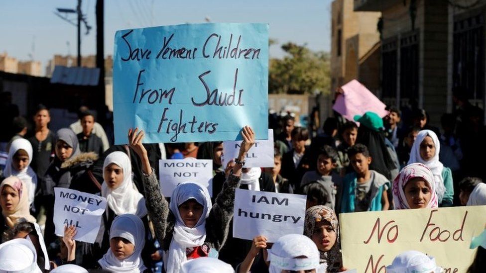 Children protesting in Sanaa against the Saudi-led attacks, 20 November 2017