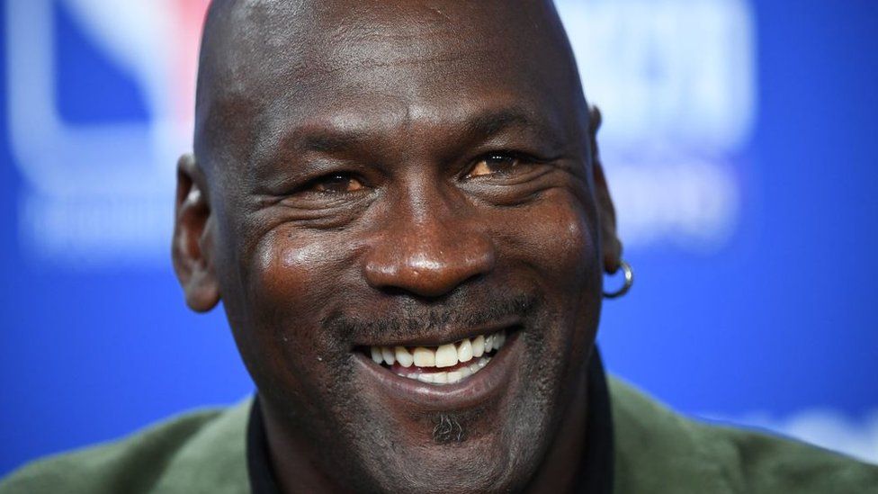 Michael Jordan's trainers sell for record $2.2m - BBC News