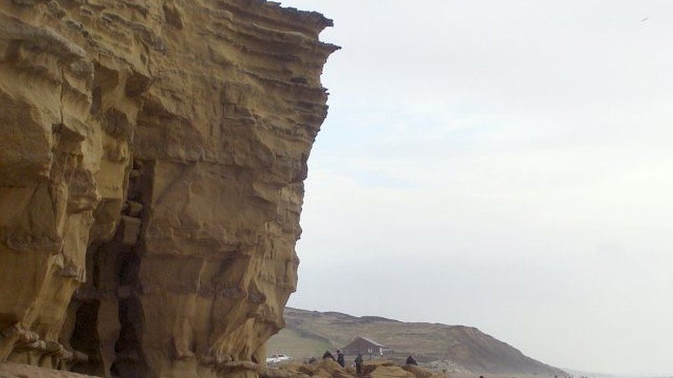 Cliff overhang at Burton Bradstock