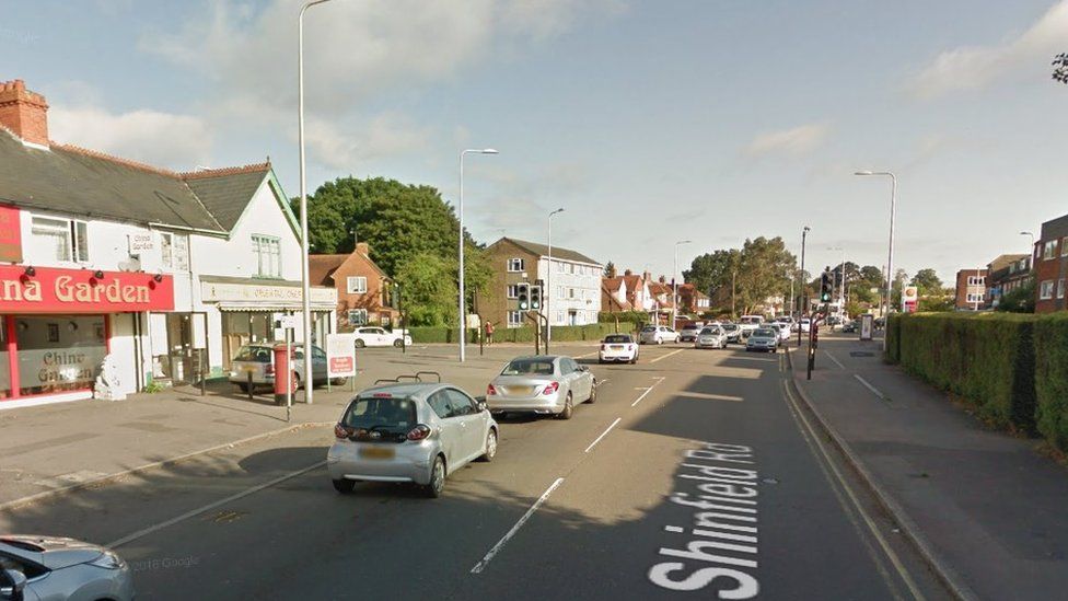 Pedestrian, 71, seriously hurt in Reading hit-and-run - BBC News