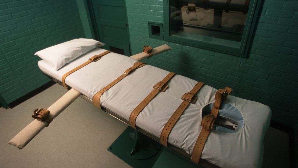 The Texas death chamber is seen June 23, 2000 in Huntsville, Texas.