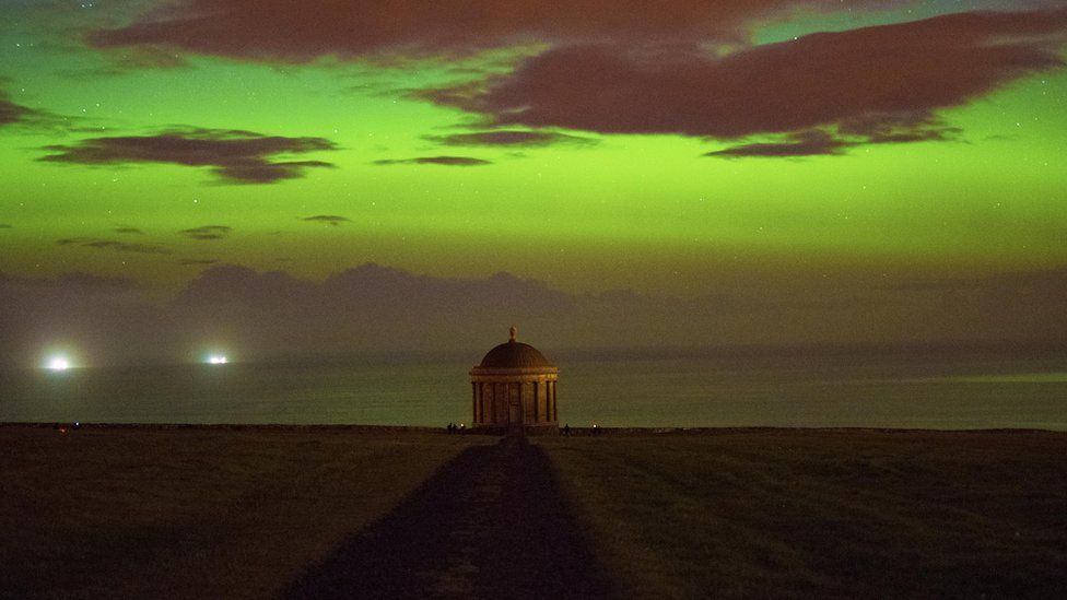 Eoin McConnell took this picture of photographers taking shots of the Northern Lights