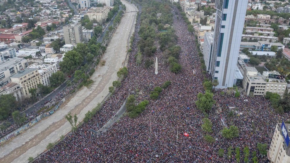 In this aerial view, the size of a protest in Santiago, on October 25, 2019, can be seen