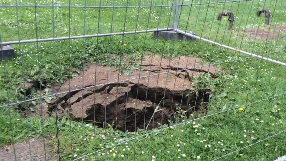 Sink hole