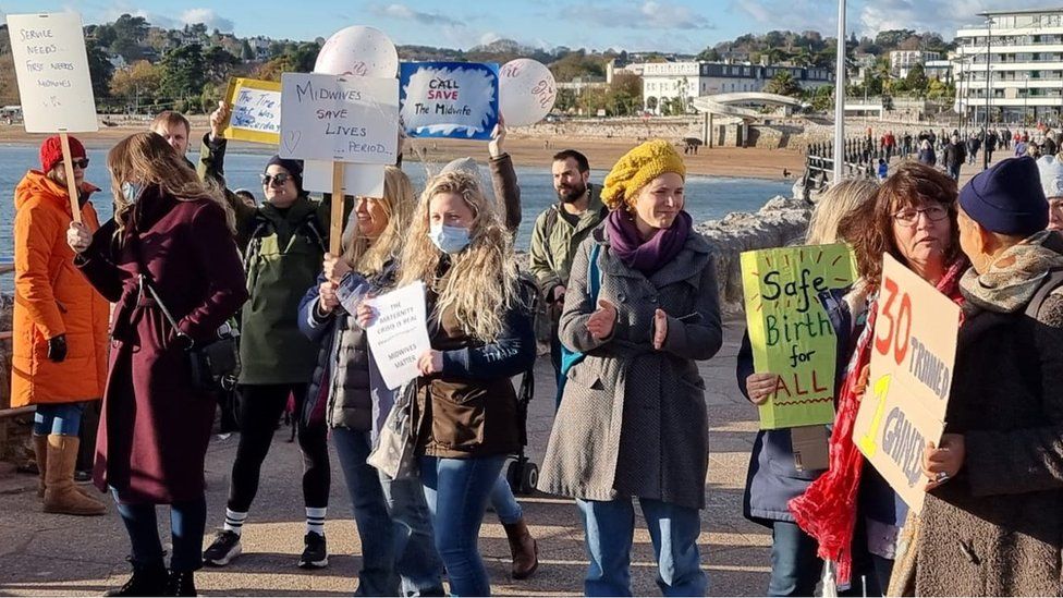 March for Midwives vigil in Torquay