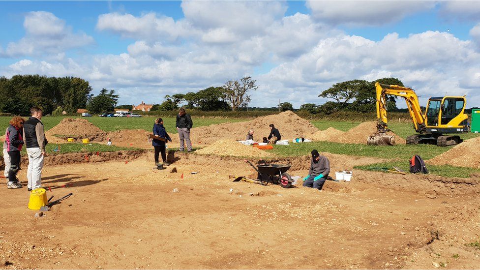 The excavation site at East End near Beaulieu