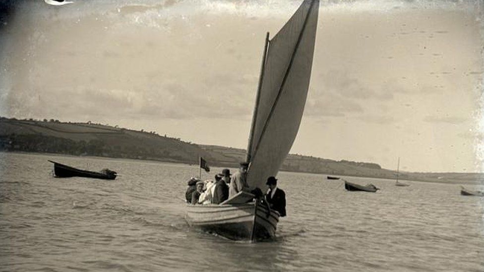 Croesi aber y Tywi yn 1905