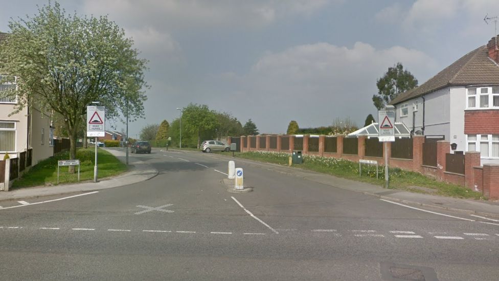 SuttoninAshfield Police appeal after cyclist collapses and dies