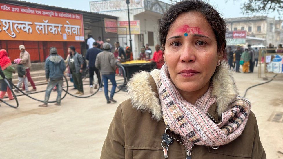 Poonam Ohri, 40, seen with tears rolling down her face