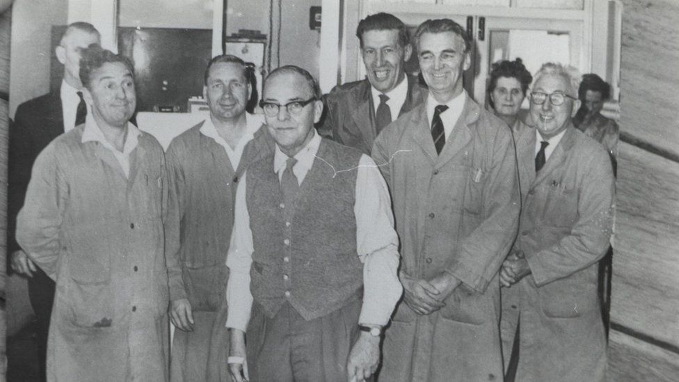 A black and white photo of workers from the Parker Pens factory