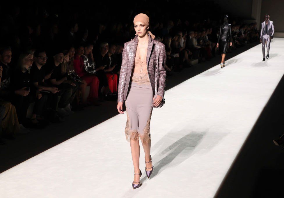 In Pictures: Tom Ford kicks off New York Fashion Week - BBC News