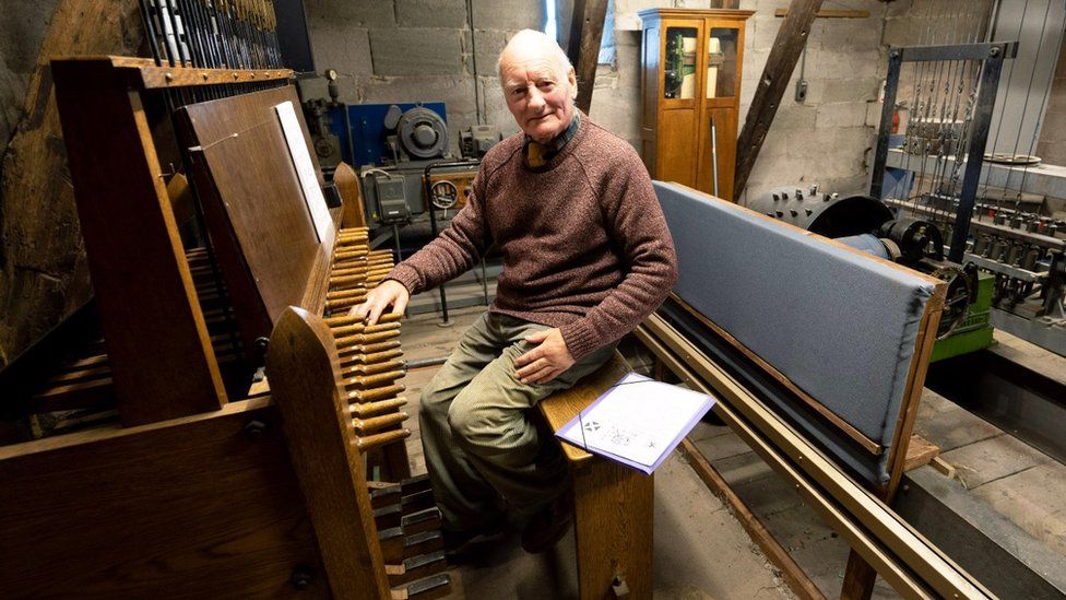 Carillonneur Dr Ian Cassells