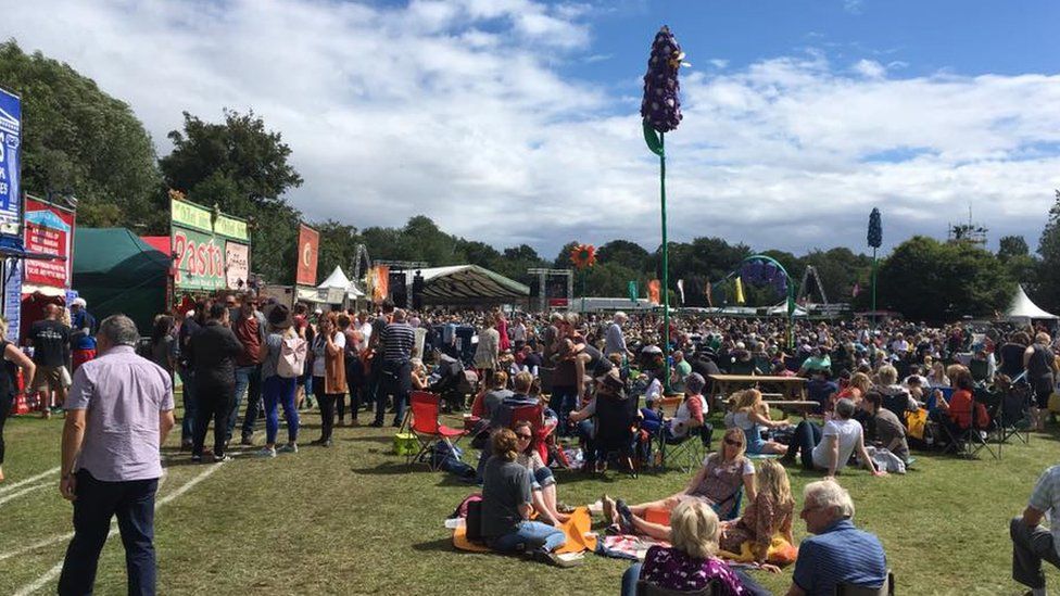 Crowds at Cambridge Folk Festival