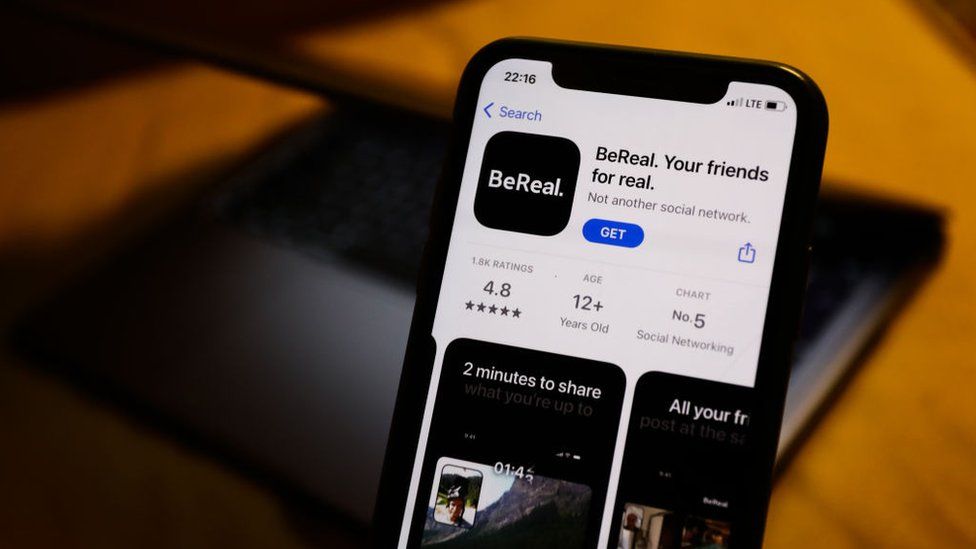Pictures of BeReal app in app store