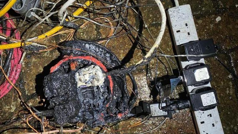 Northampton wet extension lead Christmas lights fire is put out BBC News