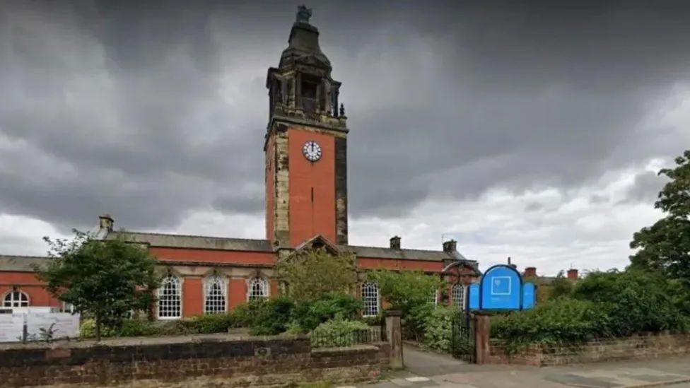 Roadside view of The Blue Coat School in Liverpool
