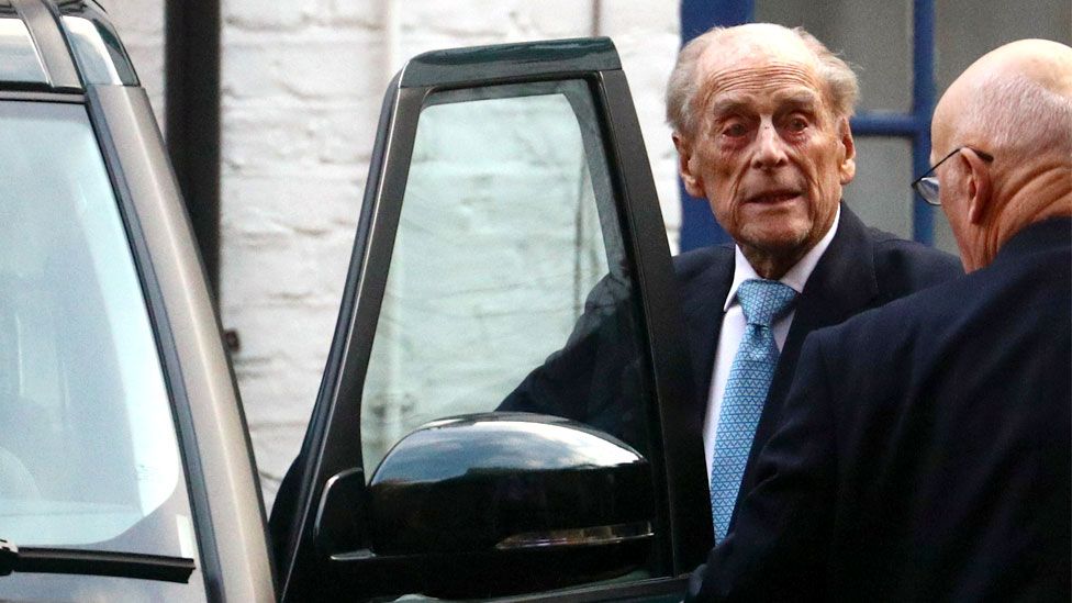 Prince Philip Photo With Queen To Mark Duke Of Edinburgh S 99th Birthday Bbc News