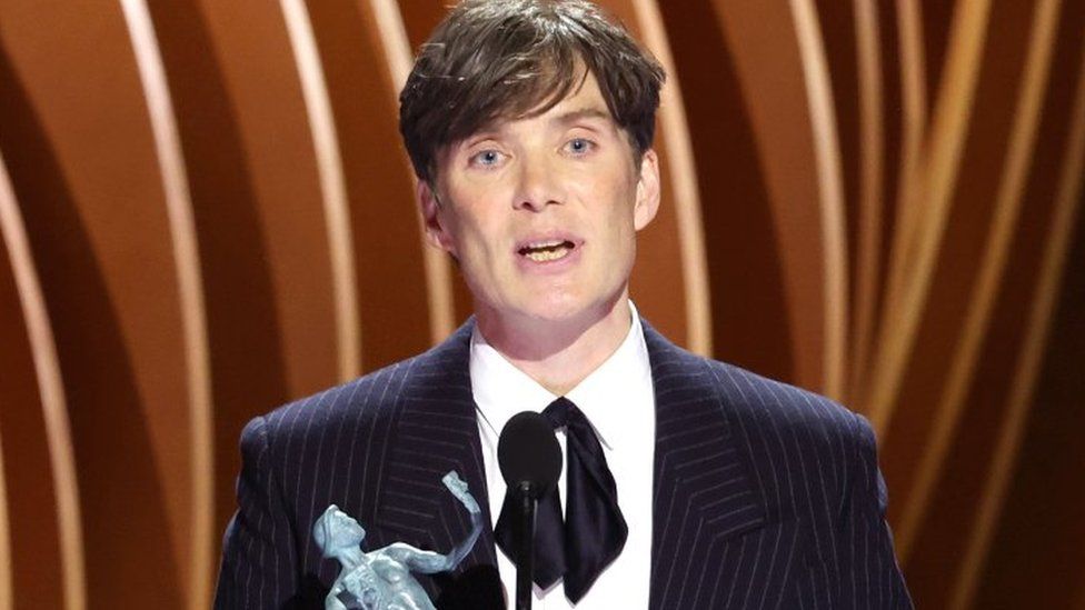 Cillian Murphy accepts the Outstanding Performance by a Male Actor in a Leading Role award for “Oppenheimer” onstage during the 30th Annual Screen Actors Guild Awards at Shrine Auditorium and Expo Hall on February 24, 2024 in Los Angeles, California.