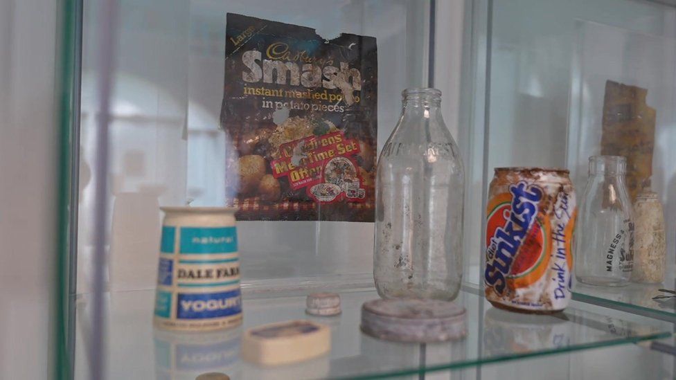 Items of litter in the litter museum