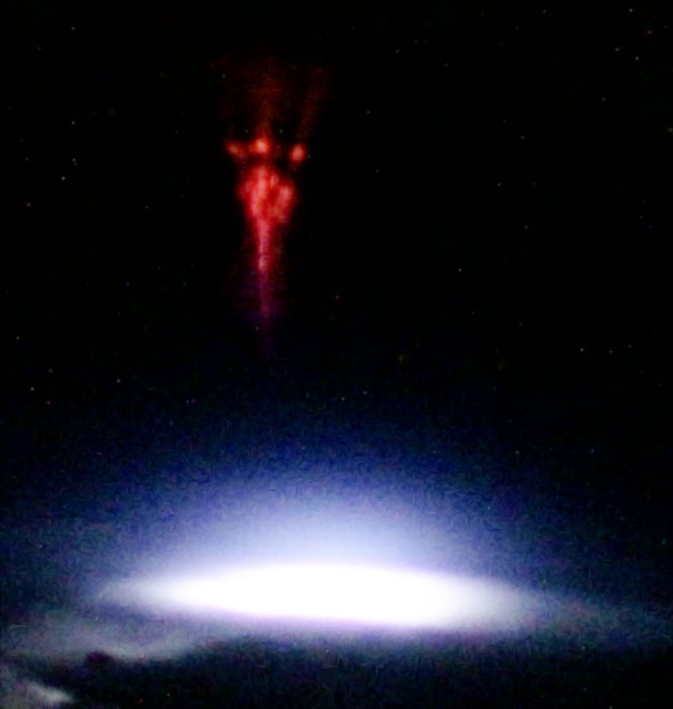 Rare 'red lightning' captured on camera by ESA astronaut BBC Newsround