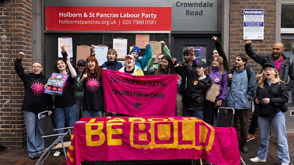 Climate activists staging a sit-out extracurricular  Keir Starmer's constituency