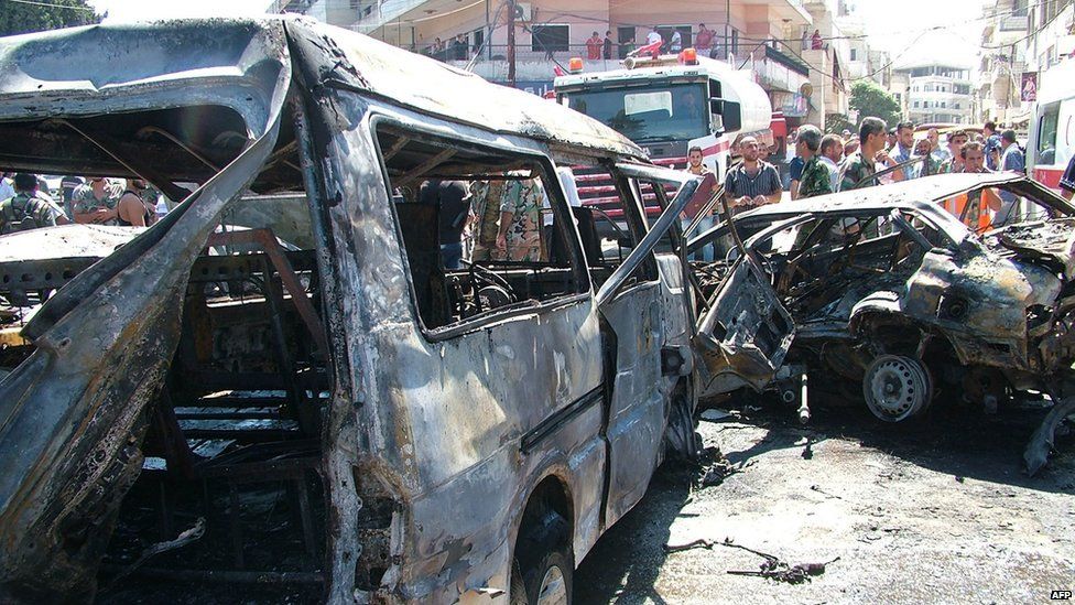 Aftermath of car bomb explosion in Latakia (2 September 2015)