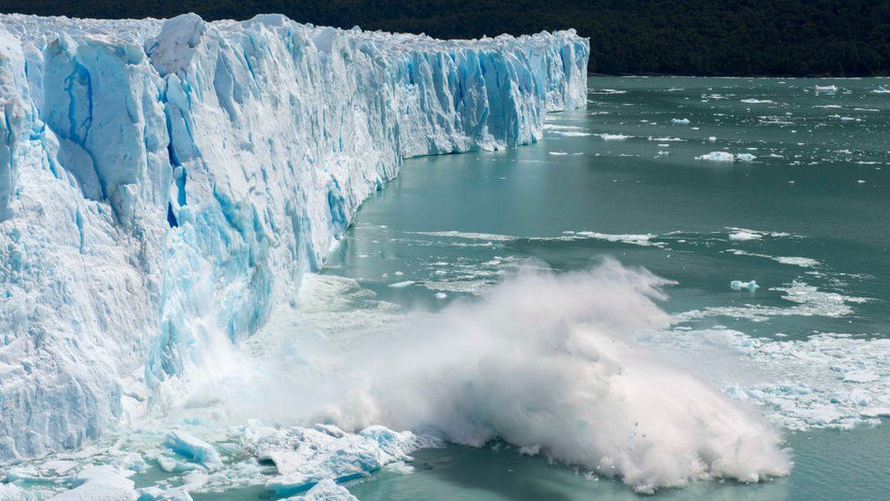 Ice shelf collapse