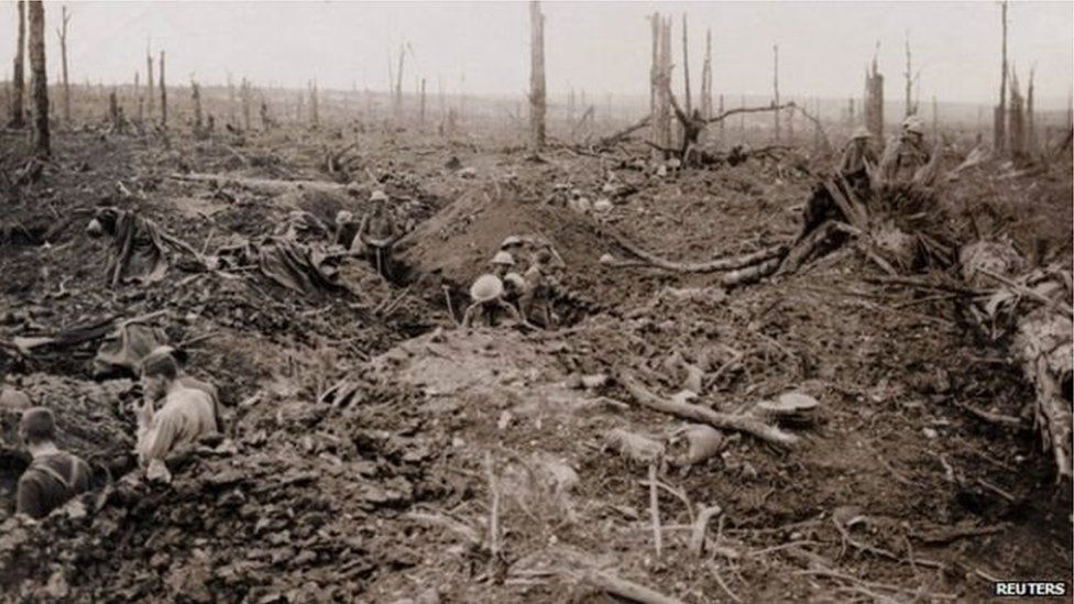 Cafodd tua 4,000 o aelodau'r 38th (Welsh) Division eu lladd neeu eu clwyfo ym mrwydr Coedwig Mametz yn 1916