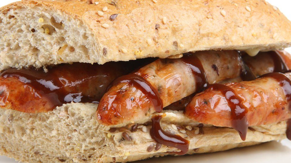 Is This The Perfect Sausage Sandwich Bbc Newsround 4748