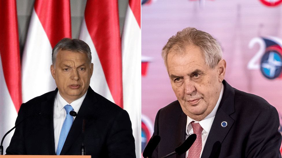Viktor Orban (L) and Czech President Milos Zeman