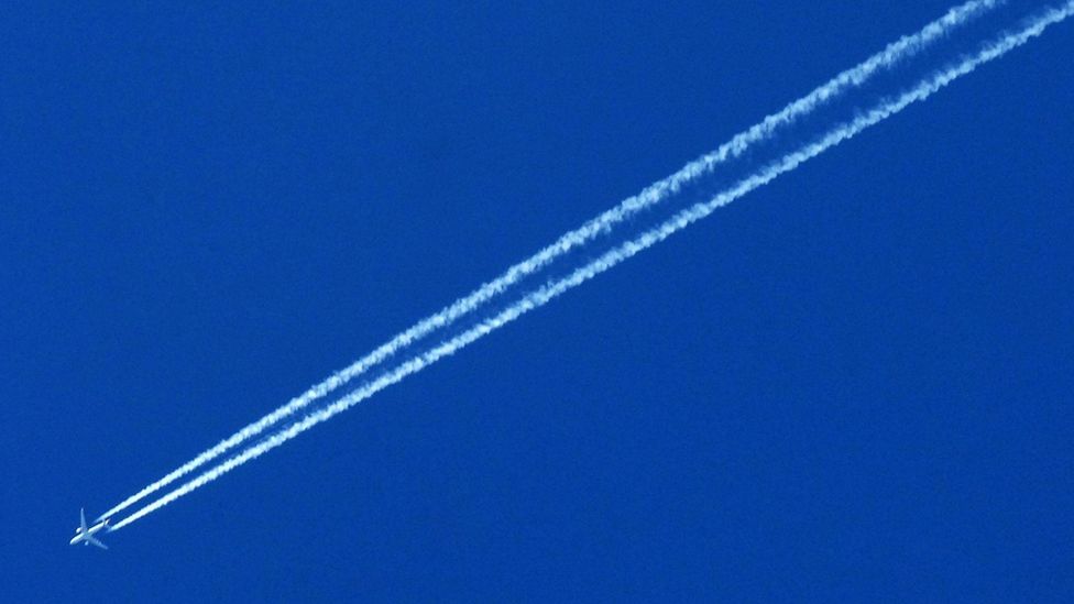 Tennessee Passes Chemtrail Bill Banning Airborne Chemicals BBC News    133066352 Vapourtrails 