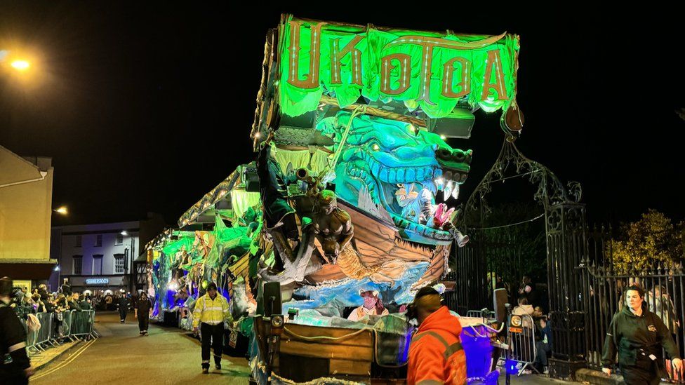 Bridgwater Carnival float