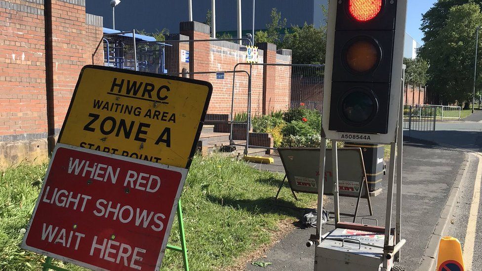 Coronavirus Long queues as StokeonTrent tip reopens BBC News