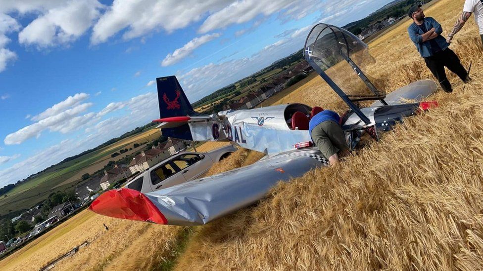 plane in field