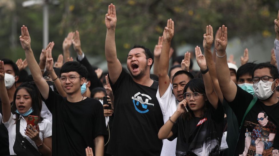 Молодежные активисты требовали ряда королевских реформ на протестах 2020 года в Таиланде