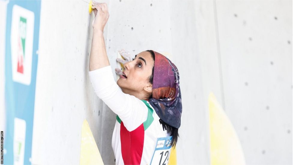 Iran's Elnaz Rekabi Competes In Climbing Return After Headscarf ...