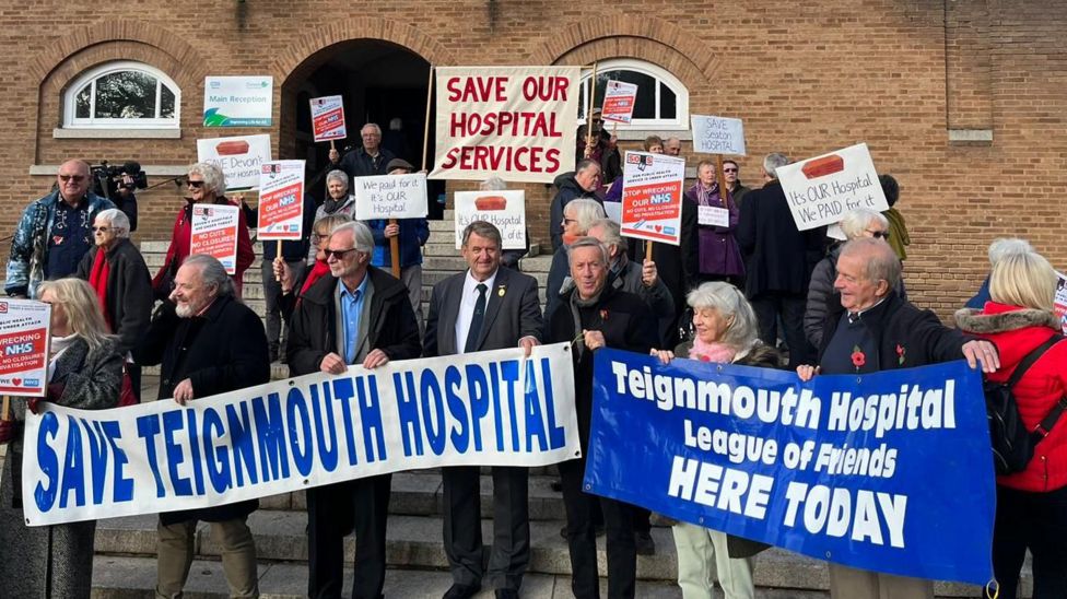 Teignmouth Hospital closure plan paused BBC News