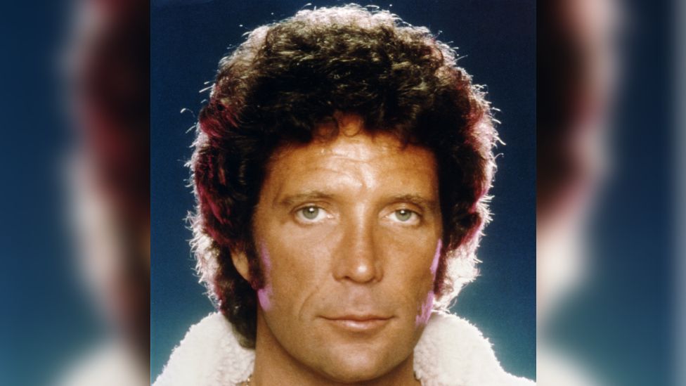 Sir Tom Jones Told He Wouldn T Succeed With Curly Hair c News