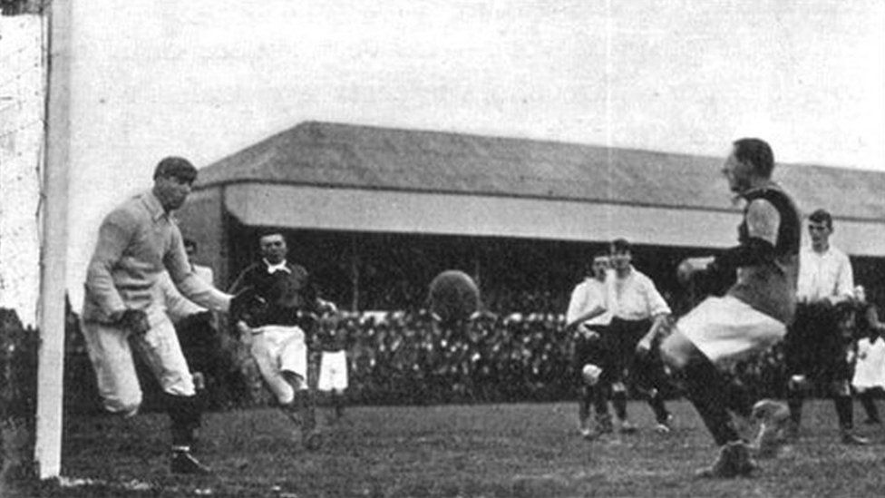 Goalkeeper Leigh Richmond Roose in action for Stoke in about 1904