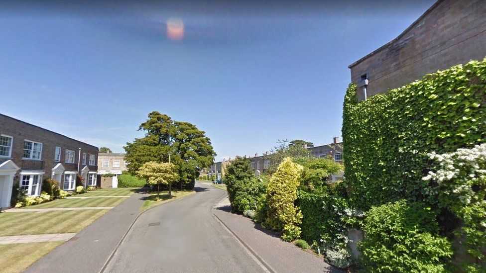 Pair arrested in Lymington in assisted suicide probe BBC News