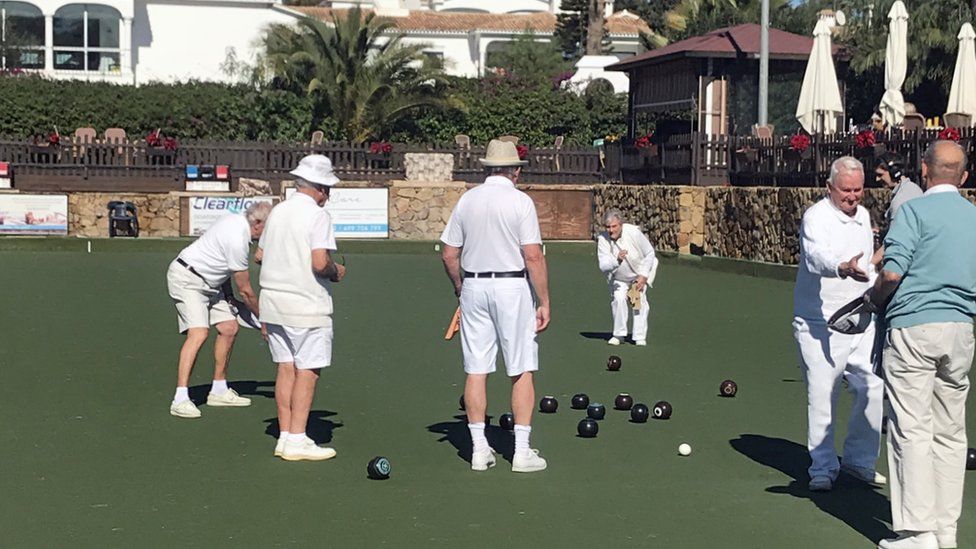 bowls players in Spain
