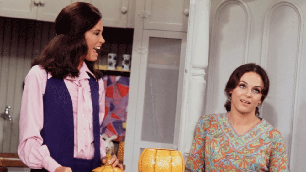 Valerie Harper Tributes Paid To Mary Tyler Moore Show Star Bbc News 7260