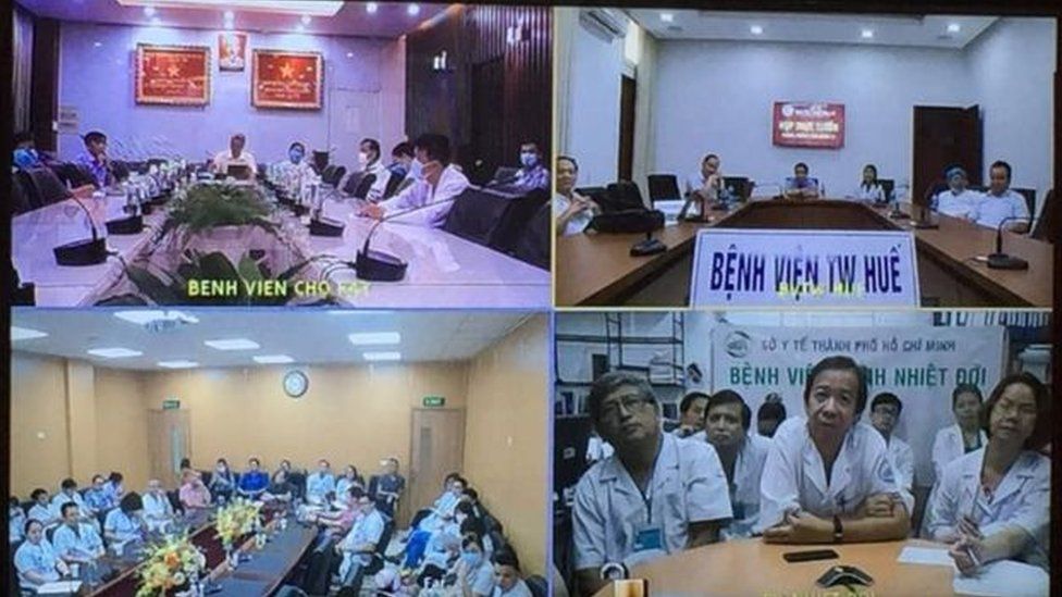 Doctors from hospitals across Vietnam discussing Patient 91's condition