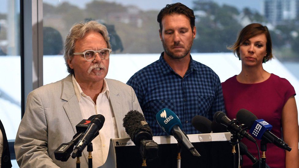 Justine Damond's family express concerns about the investigation into her death at a press conference in Sydney