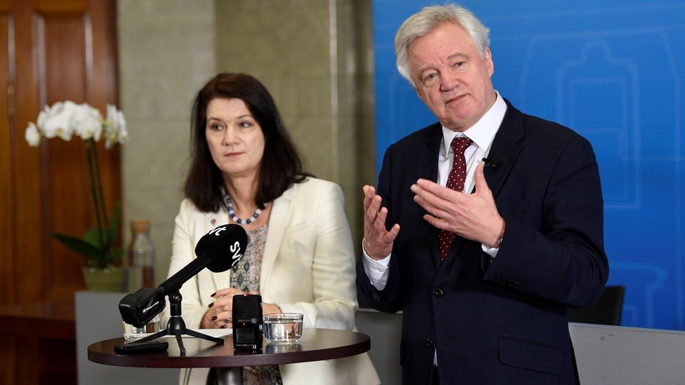 Sweden's minister for Foreign Affairs Ann Linde and British Secretary of State for Exiting the European Union, David Davis