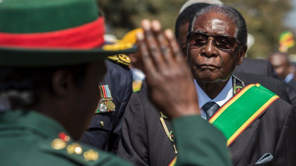 Robert Mugabe granted national hero status and official mourning - BBC News