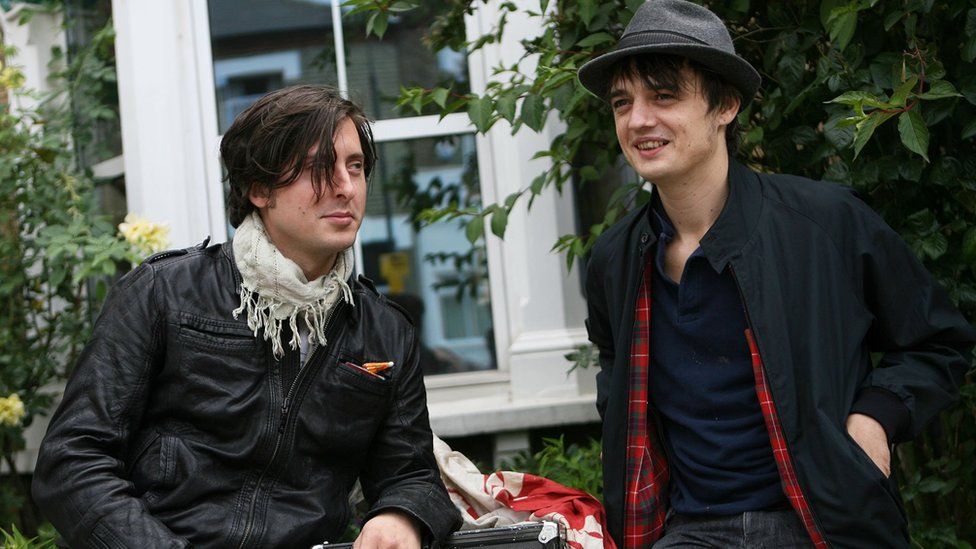 Carl Barat and Pete Doherty