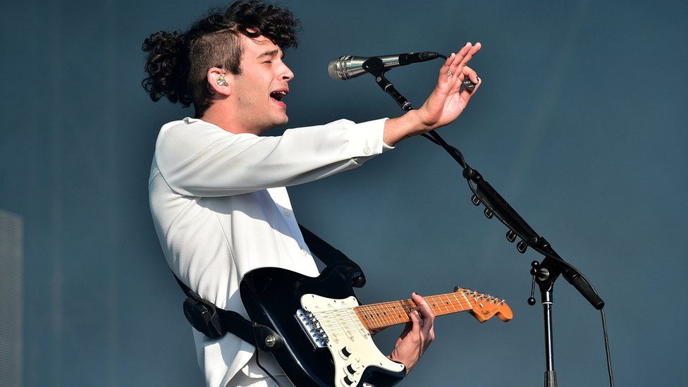 the 1975 somebody else video explained